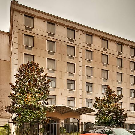 Surestay Plus Hotel By Best Western Houston Medical Center Exterior photo