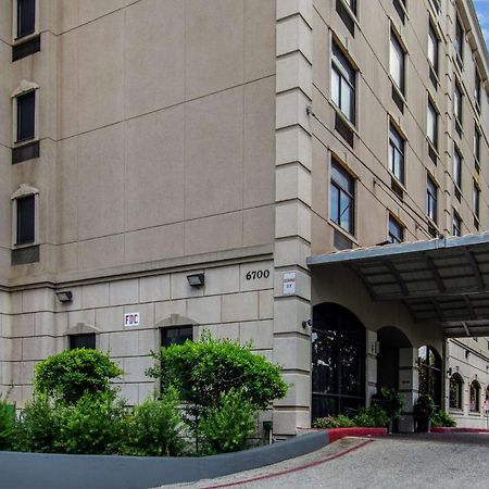 Surestay Plus Hotel By Best Western Houston Medical Center Exterior photo